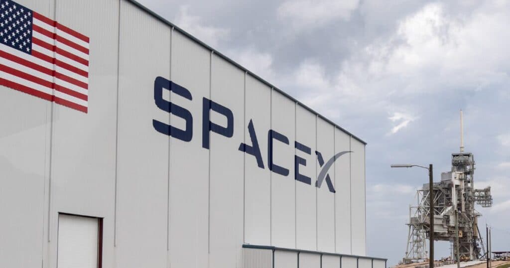 Participação da Alphabet na SpaceX salta de US$ 900 milhões para US$